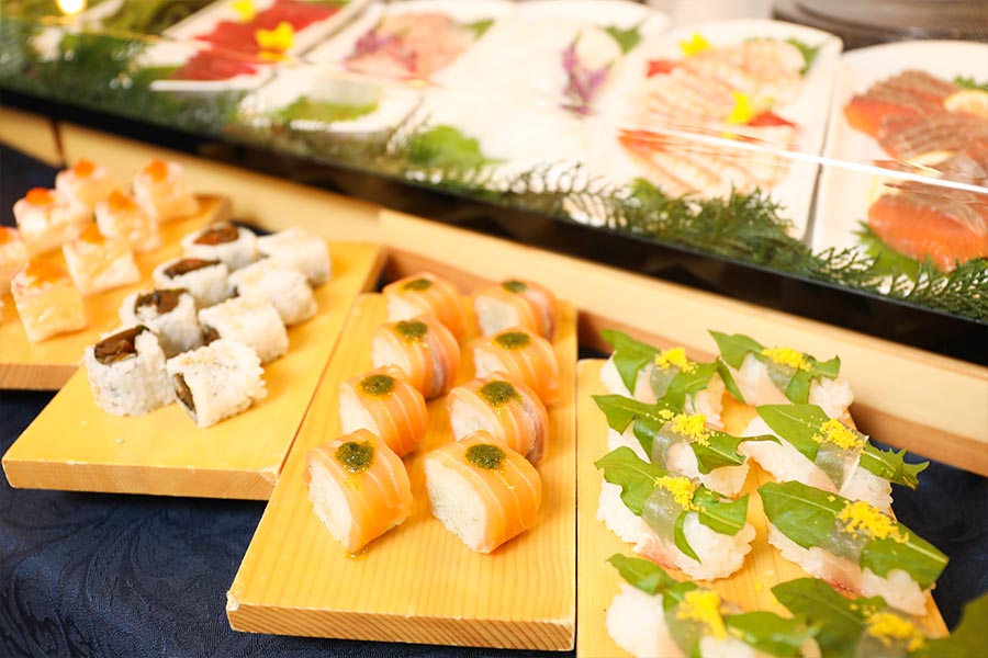 東北牧場の野草と漬物の寿司