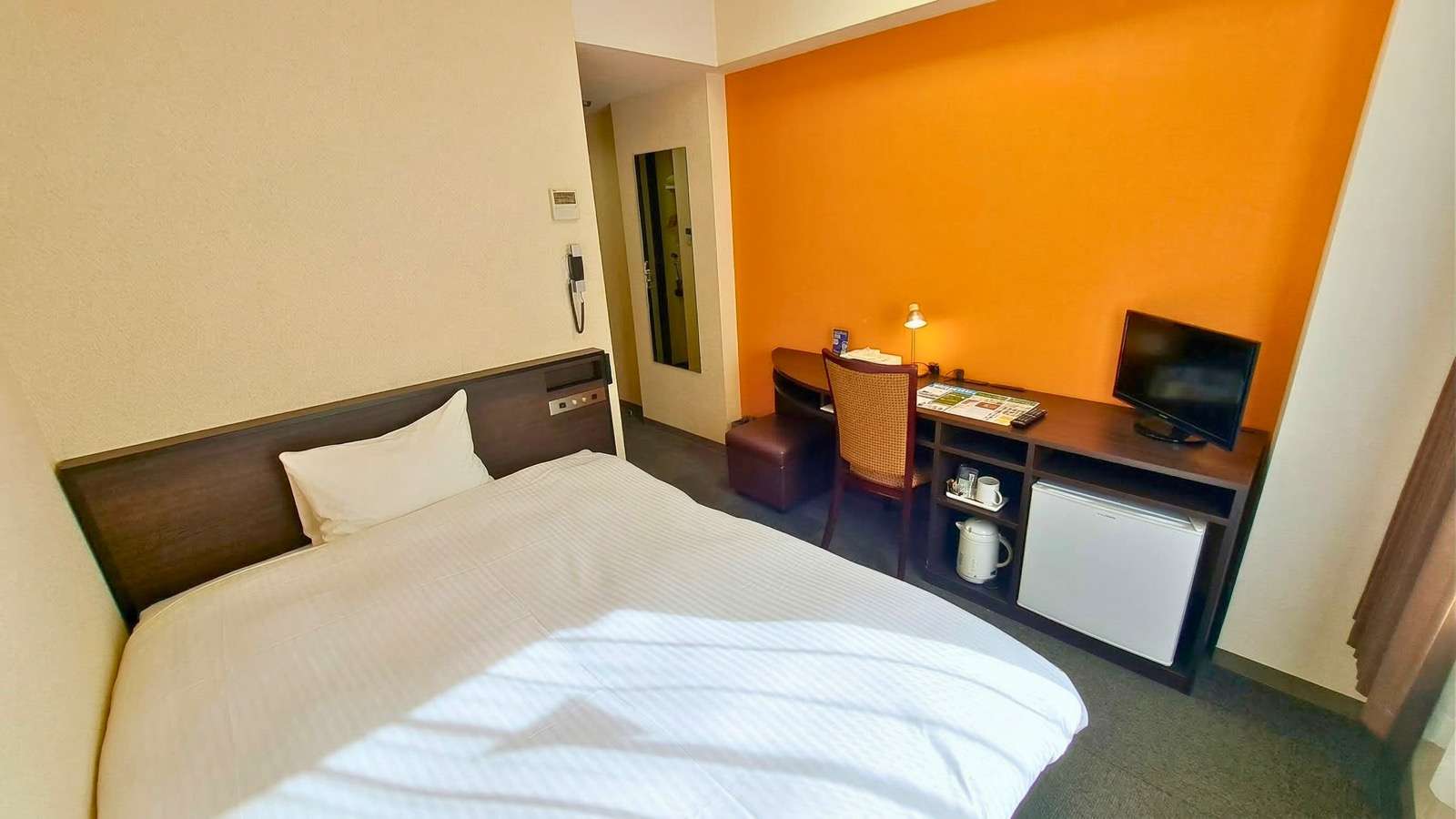 セミダブルルーム