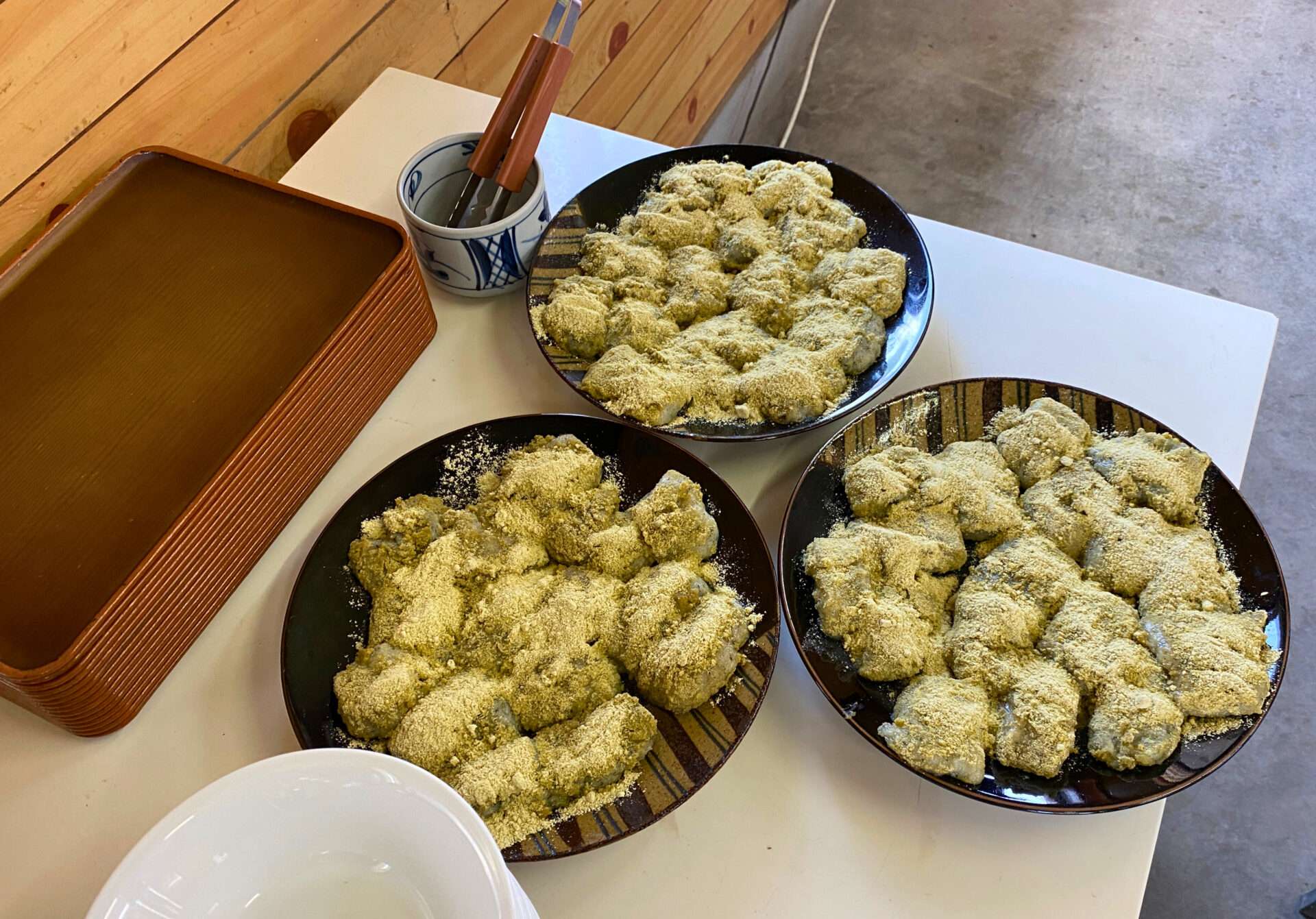 淑徳大学 永井ゼミとの、ホテル直営農場「東北牧場」での循環型農業体験