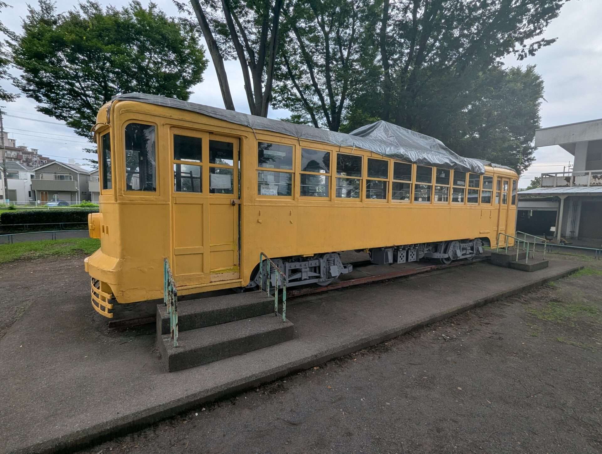府中散策　郷土の森公園で出会った、懐かしい「チンチン電車 都電6000型」