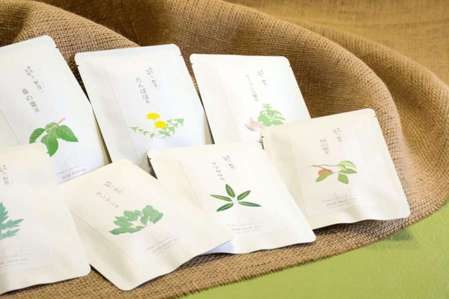 東北牧場の野草茶